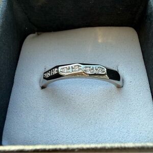 NWT Pretty Bird Jewelry white gold plated 8.75 stacking ring